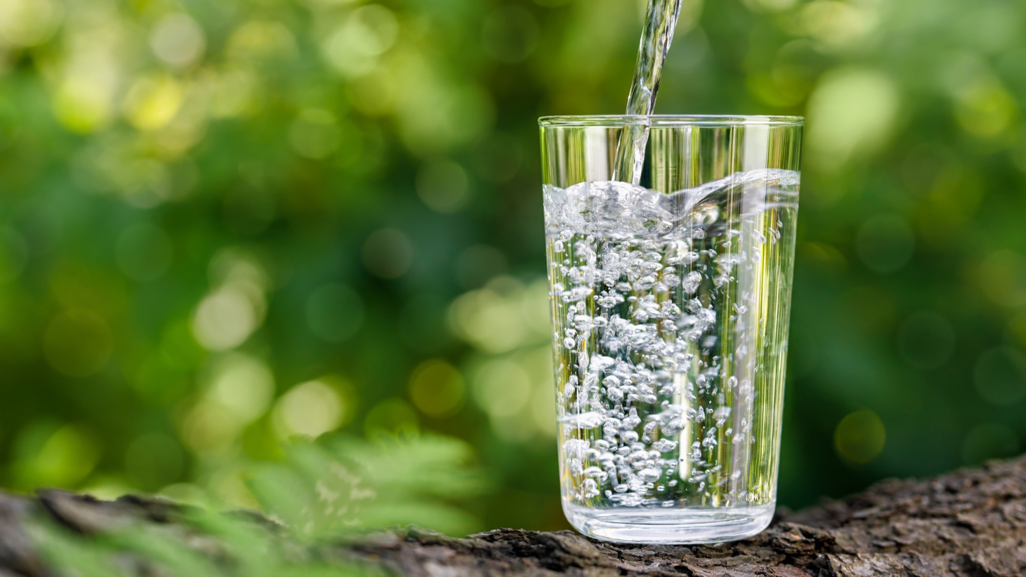 Pijete gaziranu vodu svaki dan? Pripazite na par stvari