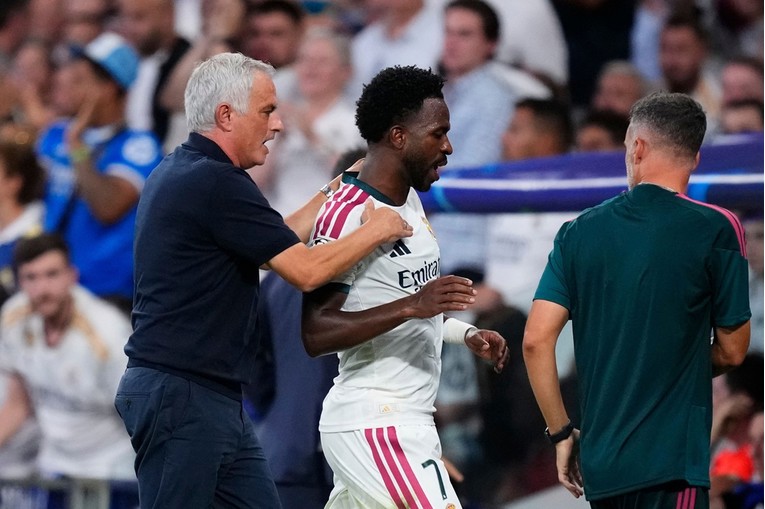 Mourinho: Da sam Vinicius, mislim da bih prihvatio neku od brojnih ponuda i otišao