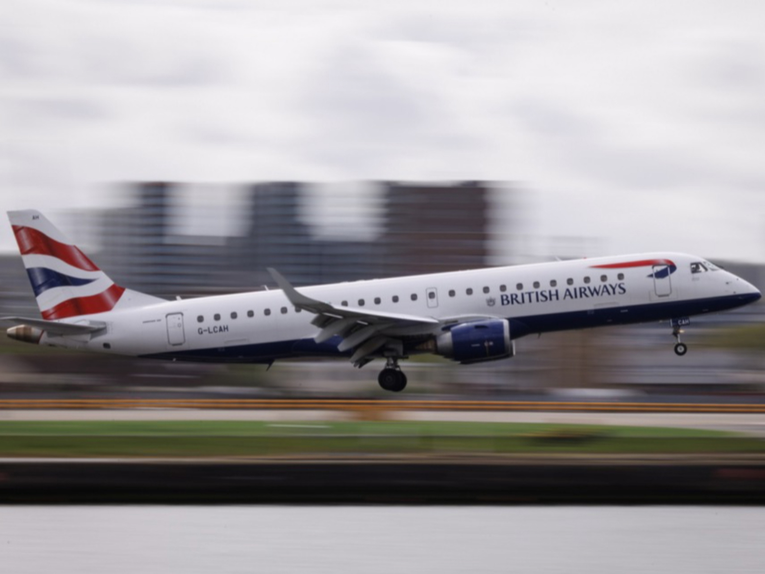 Rusija ometala GPS signal aviona s britanskim ministrom?