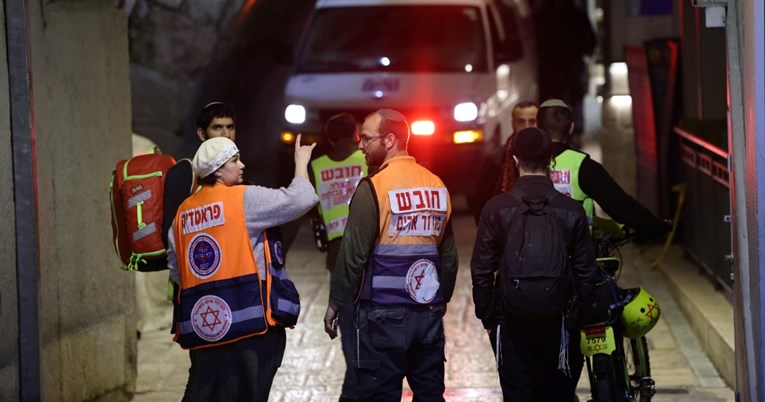 Napadač ubio najmanje četvero ljudi u Tel Avivu