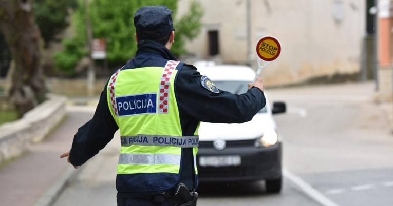 Dubrovačka policija pronašla drogu kod pijanog vozača. Kaznili ga s 2643 eura