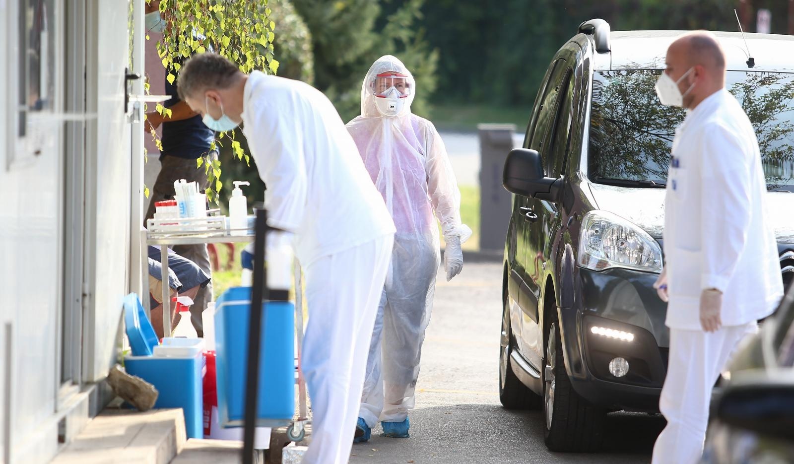 U Zagrebu 12 novozaraženih u domovima, u samoizolaciji oko 800 učenika