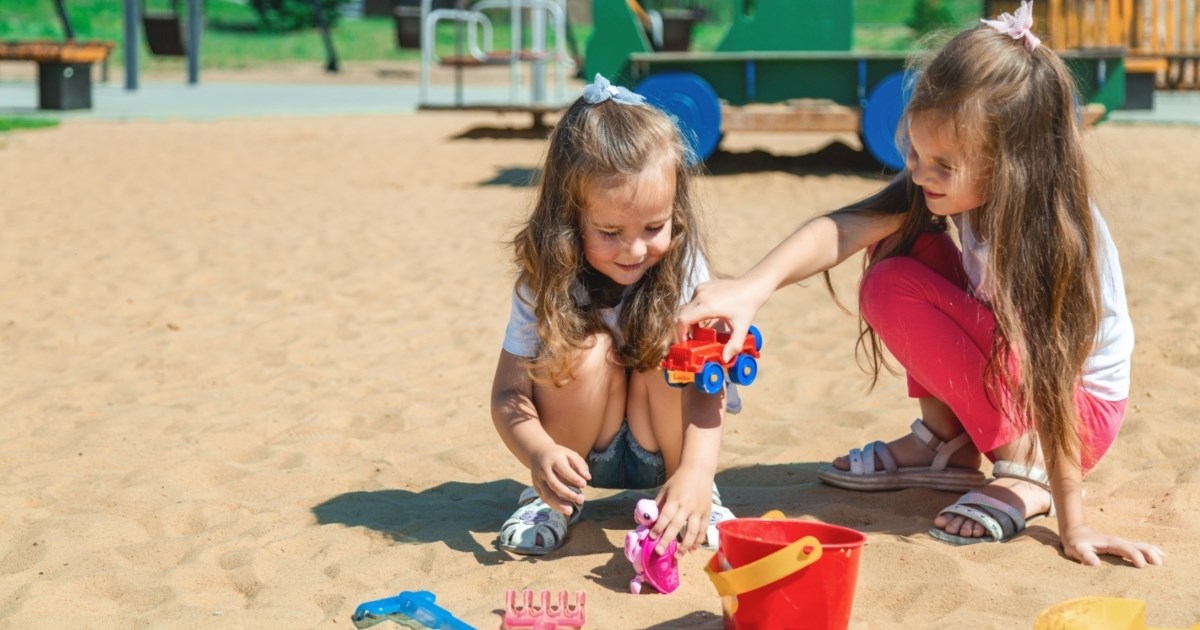 Šest ključnih savjeta kako pomoći djetetu da sklapa prijateljstva
