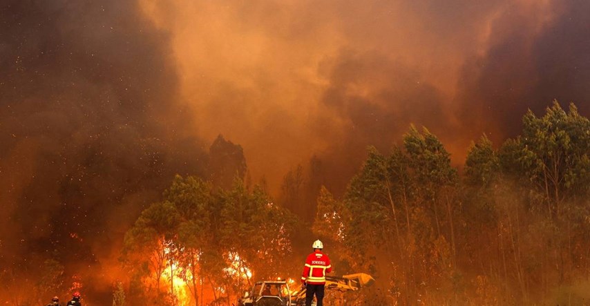 Šumski požar u Portugalu: Gasi ga 800 vatrogasaca, evakuirano oko 1400 ljudi