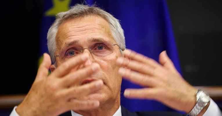 Stoltenberg: Svjedočimo zračnim udarima u blizini granica NATO-a