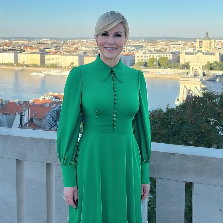 Kolinda se pohvalila fotografijama iz Budimpešte, pozirala je u zelenoj haljini