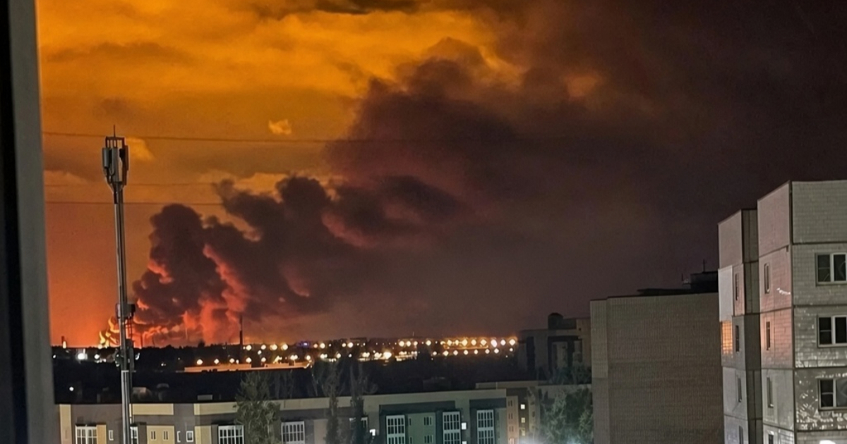 VIDEO Silovite eksplozije u Rusiji, napadnutI vojni aerodrom i rafinerija