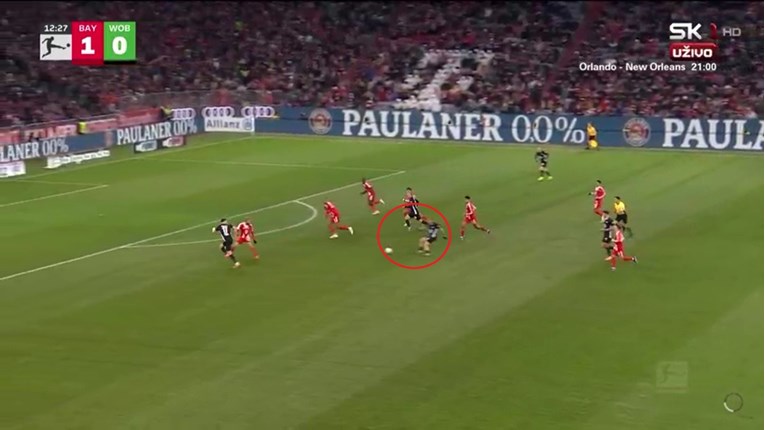 Pogledajte Majerov potez kojim je slomio obranu Bayerna. Asistirao je za izjednačenje