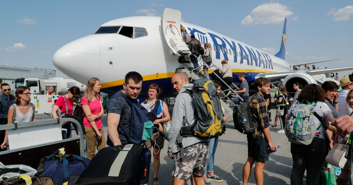Ryanair će davati veće bonuse osoblju koje otkrije putnike s preteškom prtljagom