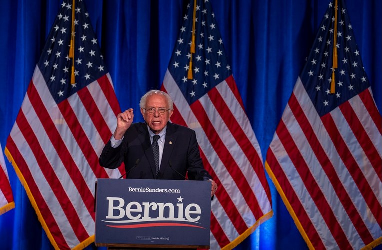 Sanders se dogovorio sa sindikatima, povećat će plaće radnicima u kampanji