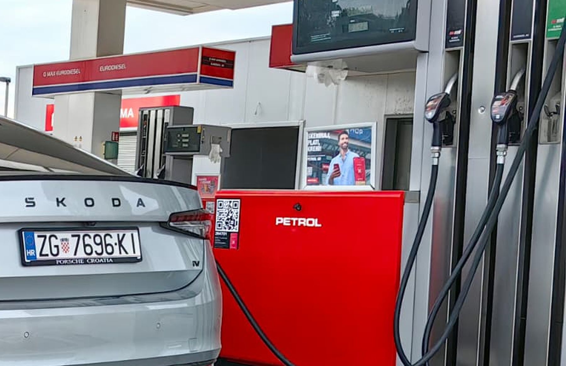 Premium gorivo: Isplati li se točiti skuplji benzin u vaš automobil?