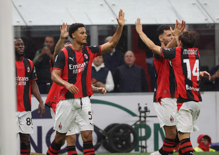 Milan skoro ispustio 3:0 protiv Atalante. Igrali Modrić i Pašalić