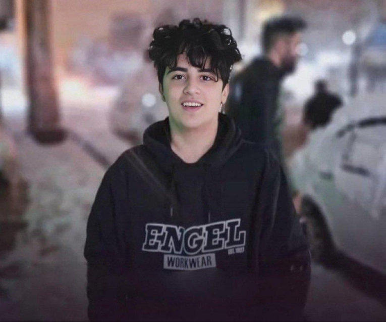 Rođak ubijenog tinejdžera u Iranu: Pucali su mu u srce pa su ga tukli kundakom puške