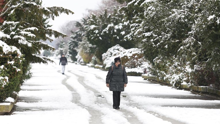 Stiže osjetno zahlađenje i obilan snijeg. Izdano crveno upozorenje za jednu regiju