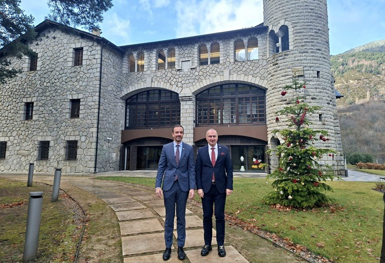 Grlić Radman posjetio Andoru