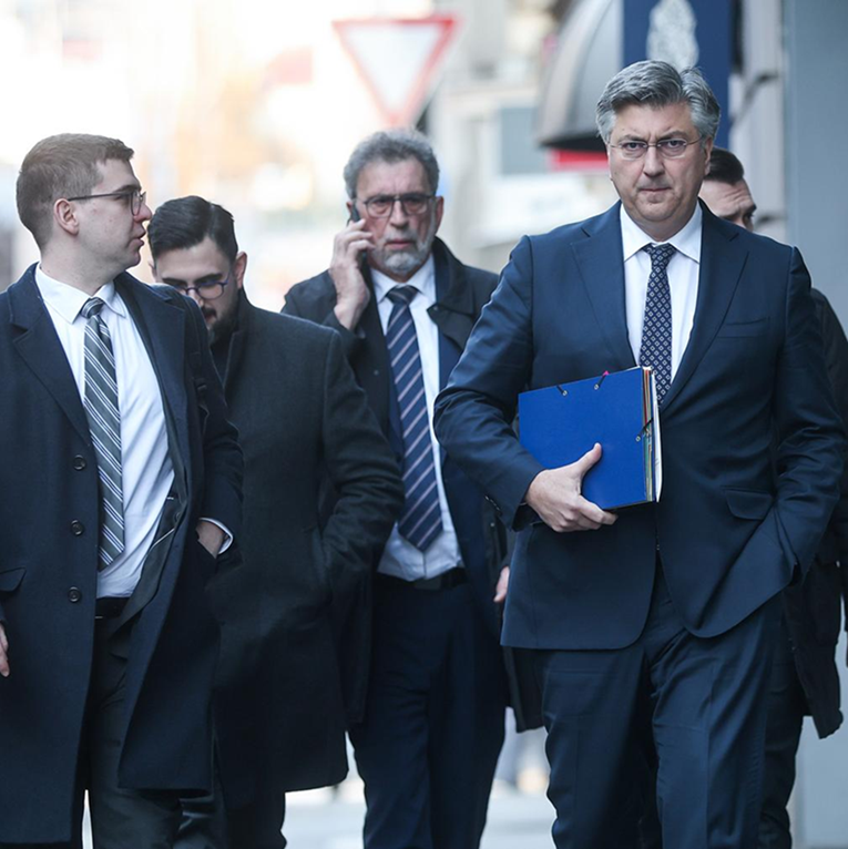 HDZ u prošloj godini imao skoro milijun eura minusa