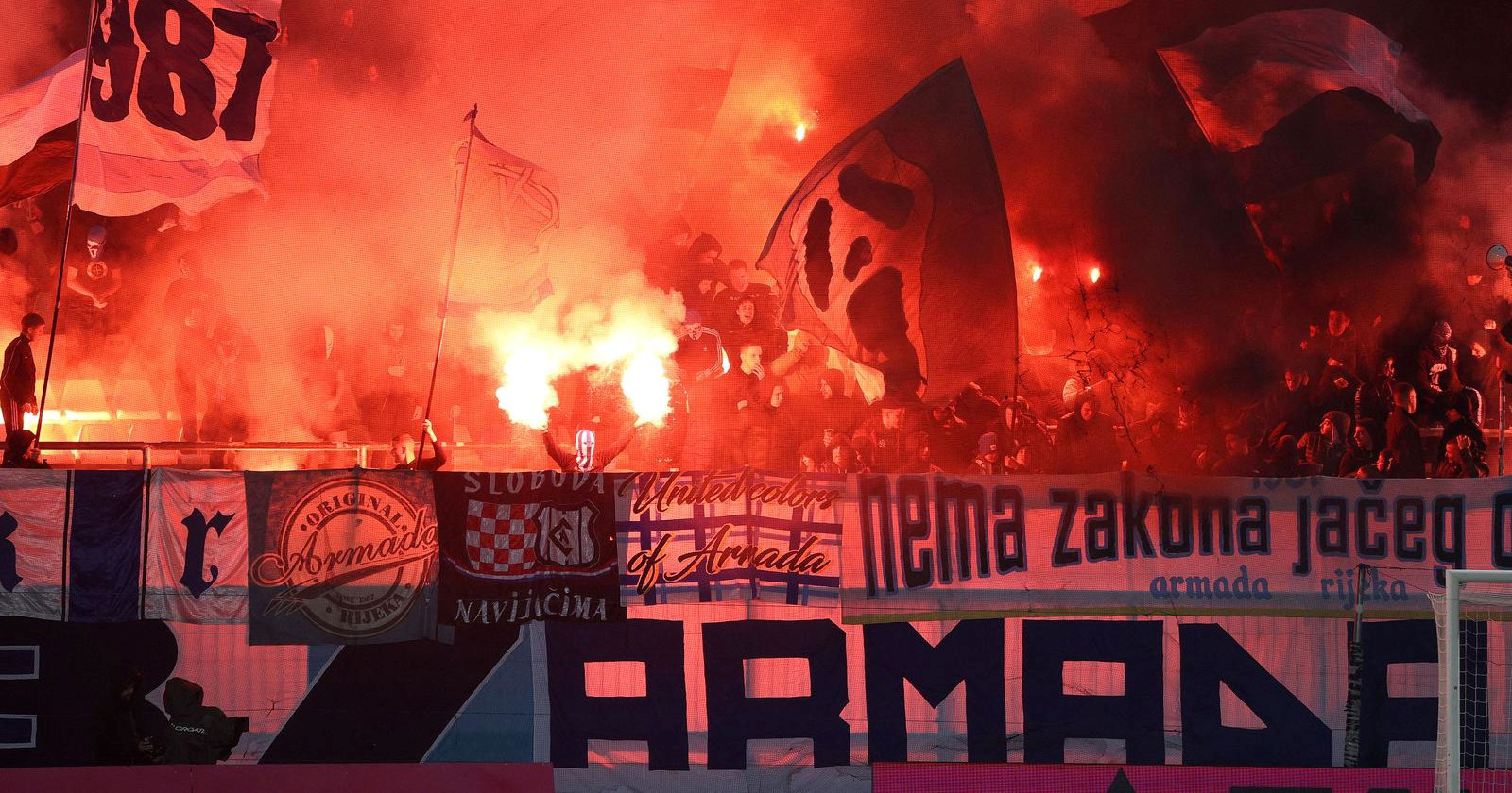 Predsjednik Armade čašom slomio nos maloljetniku i pobjegao policiji. Optužen je