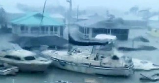 Dramatične snimke s Floride, brodovi plutaju po cestama... "Ovo je povijesni uragan"