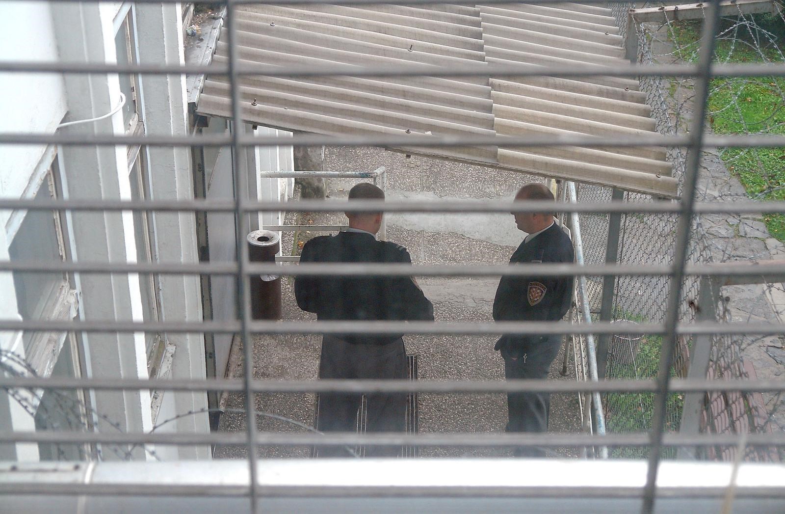 Zatvorenik u Zagrebu nokautirao pravosudnog policajca