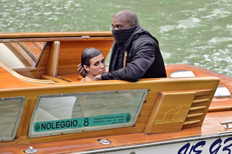 Kanye West u novoj pjesmi opjevao skandal iz Venecije?