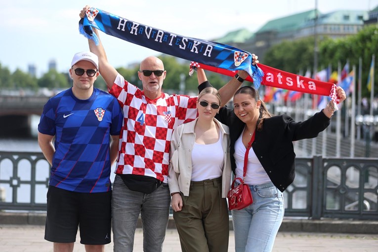 Dan prije utakmice centar Hamburga pun hrvatskih navijača