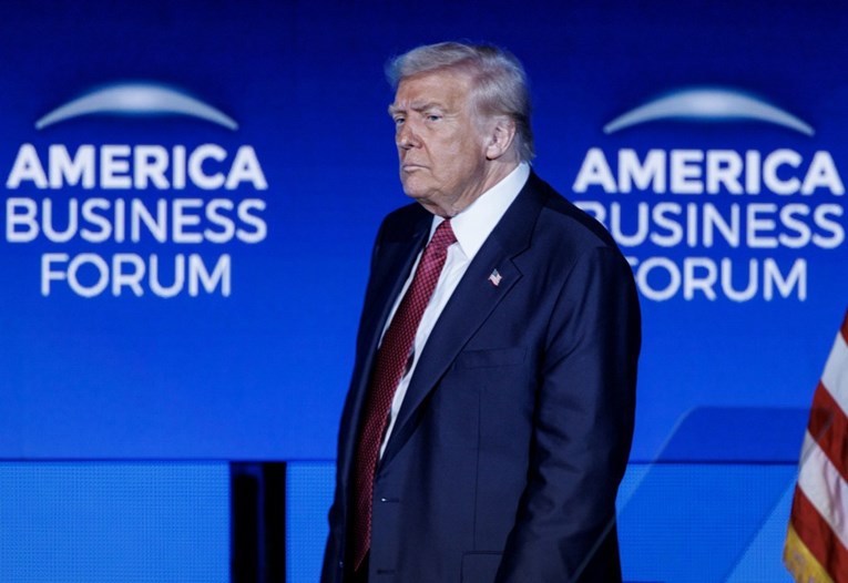 Kako je u dva dana uništena Trumpova aura apsolutne moći