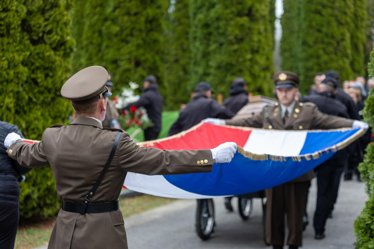 Ministarstvo branitelja: Srbi su još 1991. iz Vukovara ukrali dragocjenu dokumentaciju