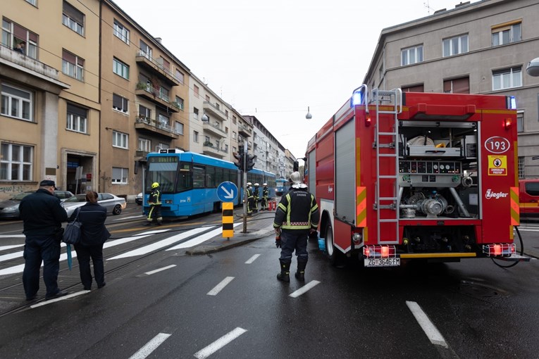 Zapalio se tramvaj u Zagrebu
