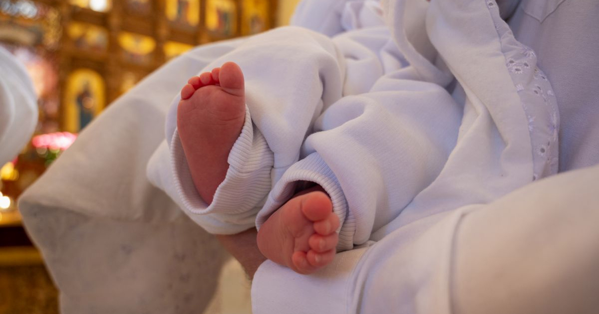 Zagrebačka nadbiskupija dala 89.700 eura za krštenja obiteljima s više djece