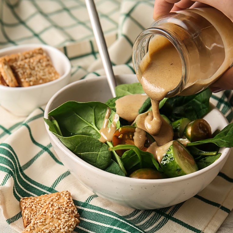 Ovaj umak poboljšat će svako jelo - radi se od tri sastojka