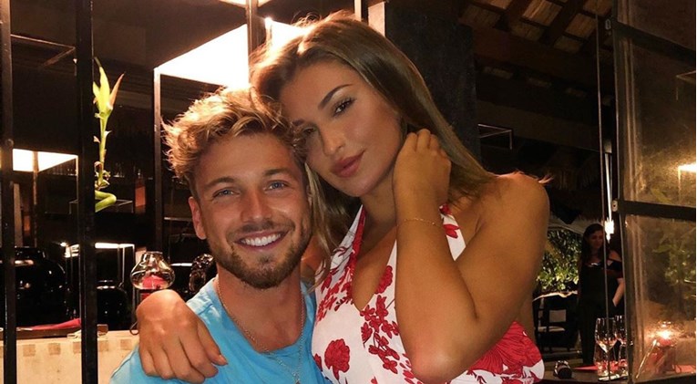 Reality zvijezda na Instagramu moli dečka da joj se vrati nakon što ga je prevarila