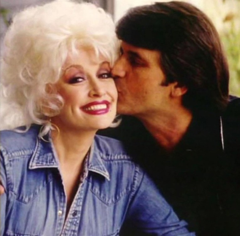 Dolly Parton umrla je 17 mjeseci nakon supruga, bili su u braku gotovo 60 godina