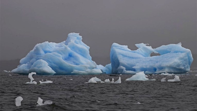 Ogromni ledeni brijeg odlomio se od Antarktike