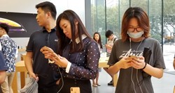 Proizvođač iPhonea obustavio proizvodnju u kineskim gradovima u lockdownu