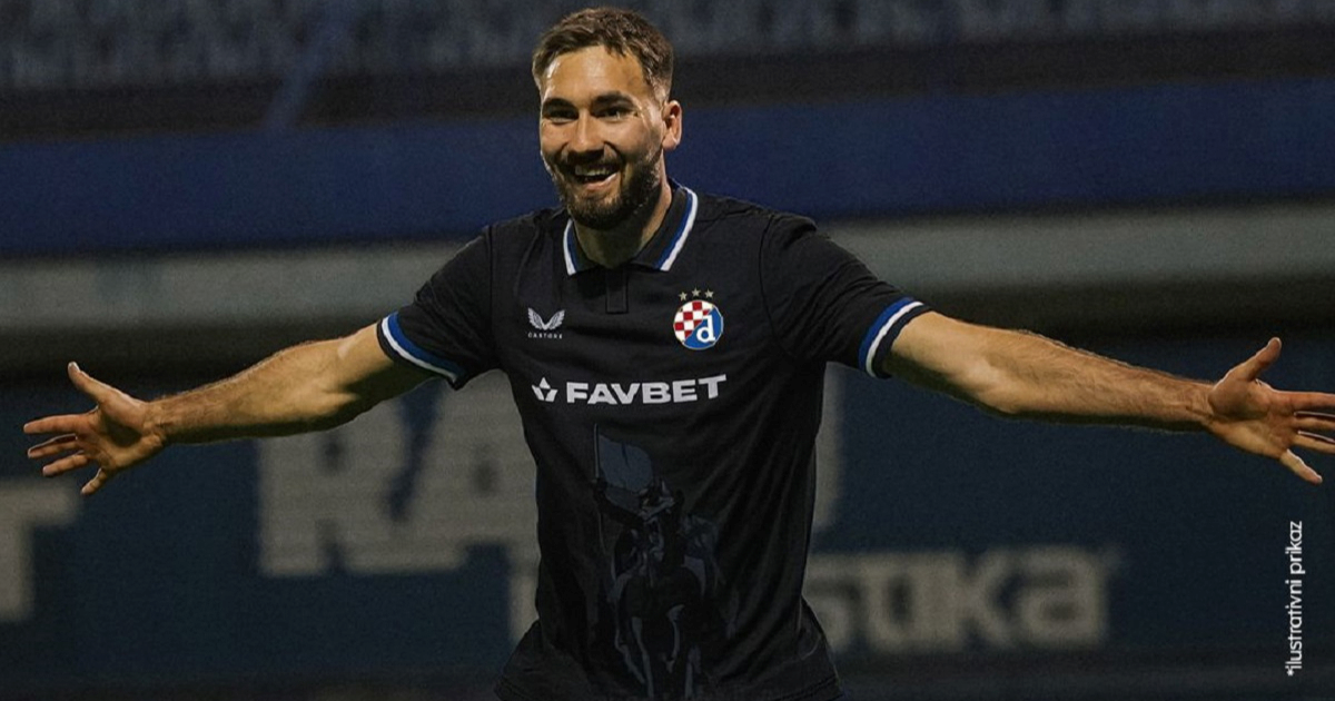 Ovo je novi dres Dinama. Zove se "Povijest" i autor mu je navijač