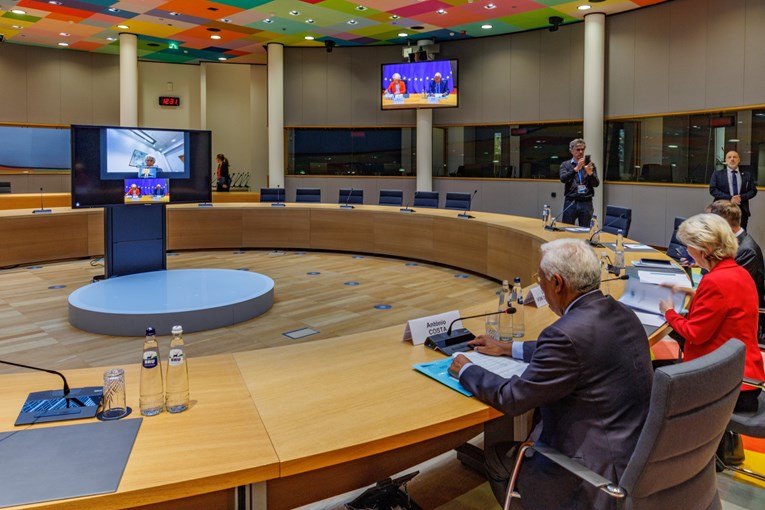 Nakon ruskih upada u zračni prostor šefovi EU raspravljaju o obrani i sigurnosti