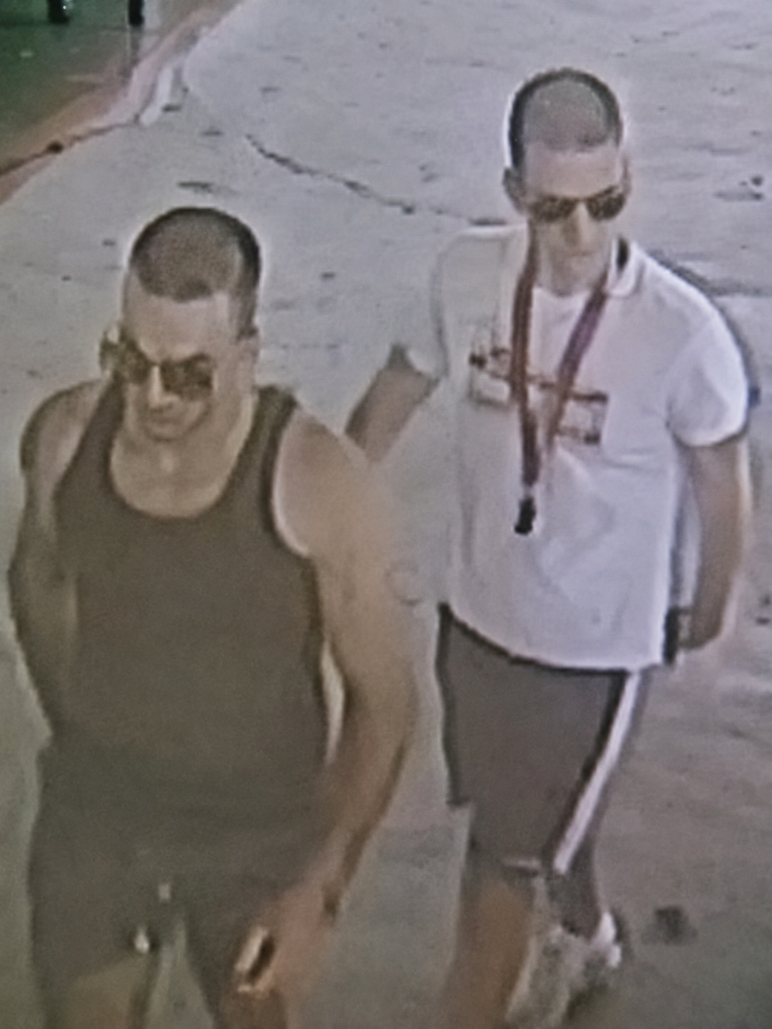 Policija traži ovu dvojicu