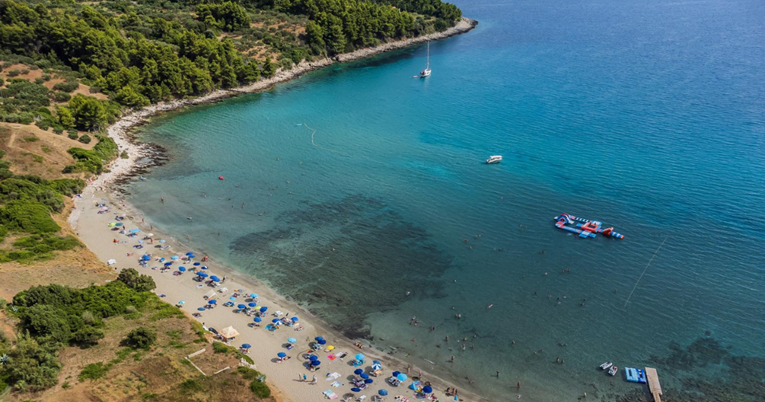 Jedna od najljepših pješčanih plaža u Hrvatskoj idealna je za djecu