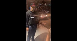 VIDEO Policija u San Diegu strpala prosvjednicu u kombi i odvela je
