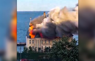 VIDEO Rusi napali Odesu, gori "dvorac Harryja Pottera". Deseci ranjenih