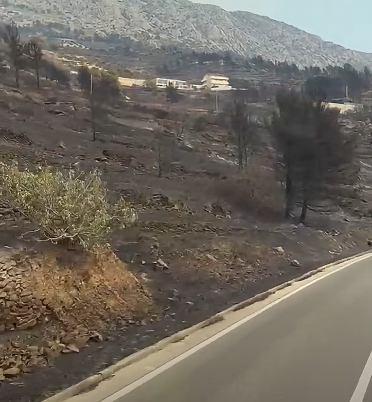 VIDEO Pogledajte kako izgleda vožnja magistralom kod Omiša