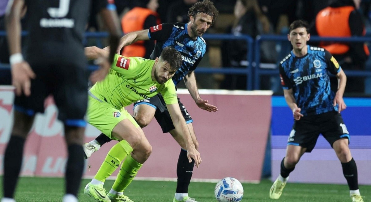 ANKETA Je li opravdano dosuđen penal za Dinamo?