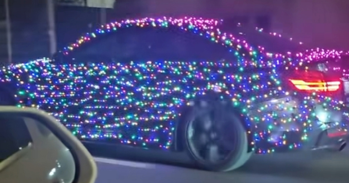 Želite ukrasiti auto poput božićnog drvca? Evo što o tome kaže policija