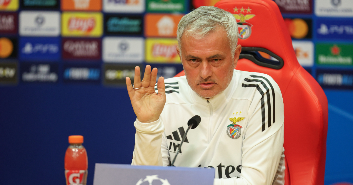 Mourinho poludio na svoje trenere: "Zašto mi to niste rekli ranije?"