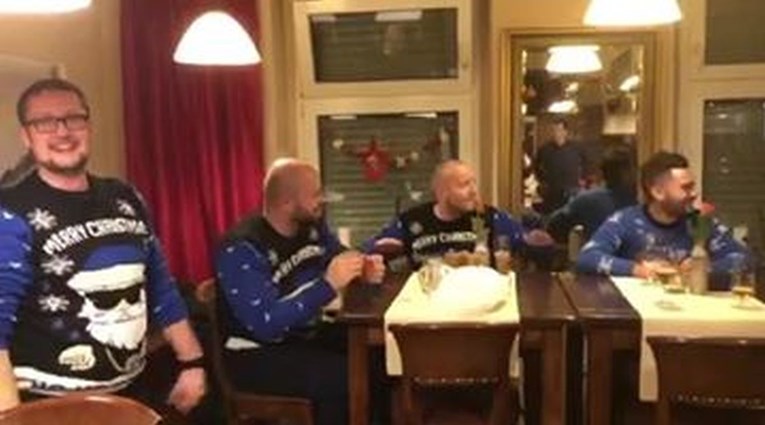 VIDEO Navijači Schalkea pjevaju "mrzim Dinamo" na njemačkom jeziku
