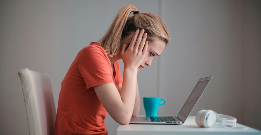 Pet radnih navika koje mogu biti znak prikrivene depresije, prema terapeutima
