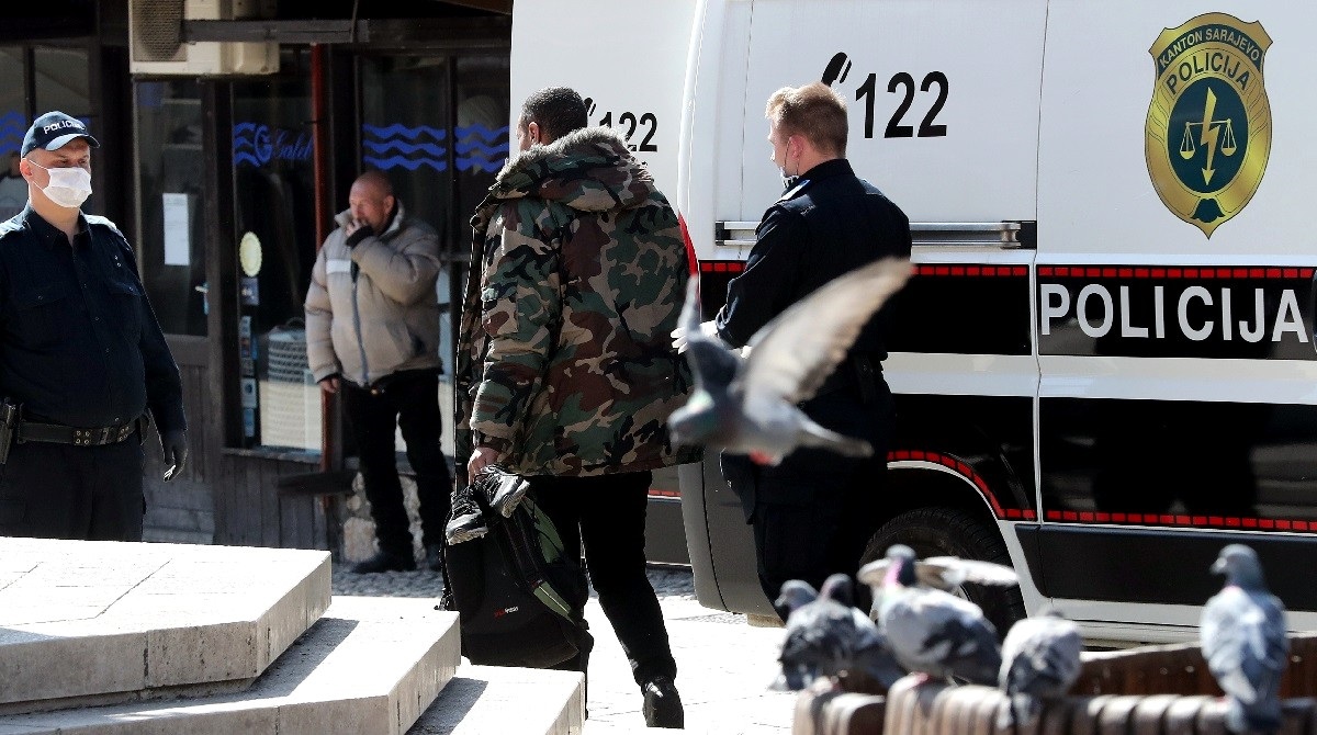 U Sarajevu ubijen ilegalni migrant, uhićena dvojica Alžiraca. Zadavili su ga?