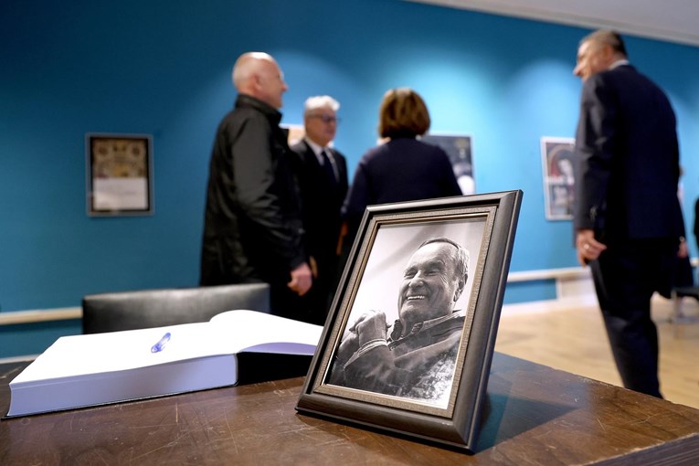 Održana komemoracija za istaknutog povjesničara umjetnosti Miljenka Domijana