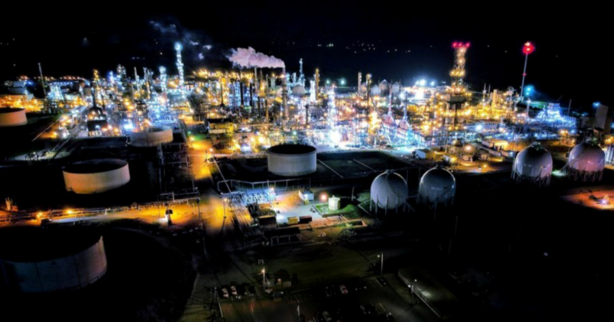 Politico: Iza zatvorenih vrata eskalirala svađa Zagreba i Budimpešte oko ruske nafte