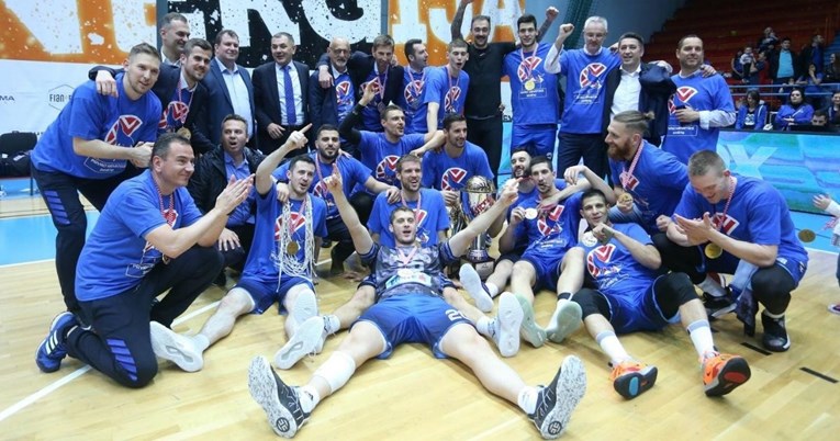 Cibona potpisala jednogodišnji ugovor s Robertom Kovačem